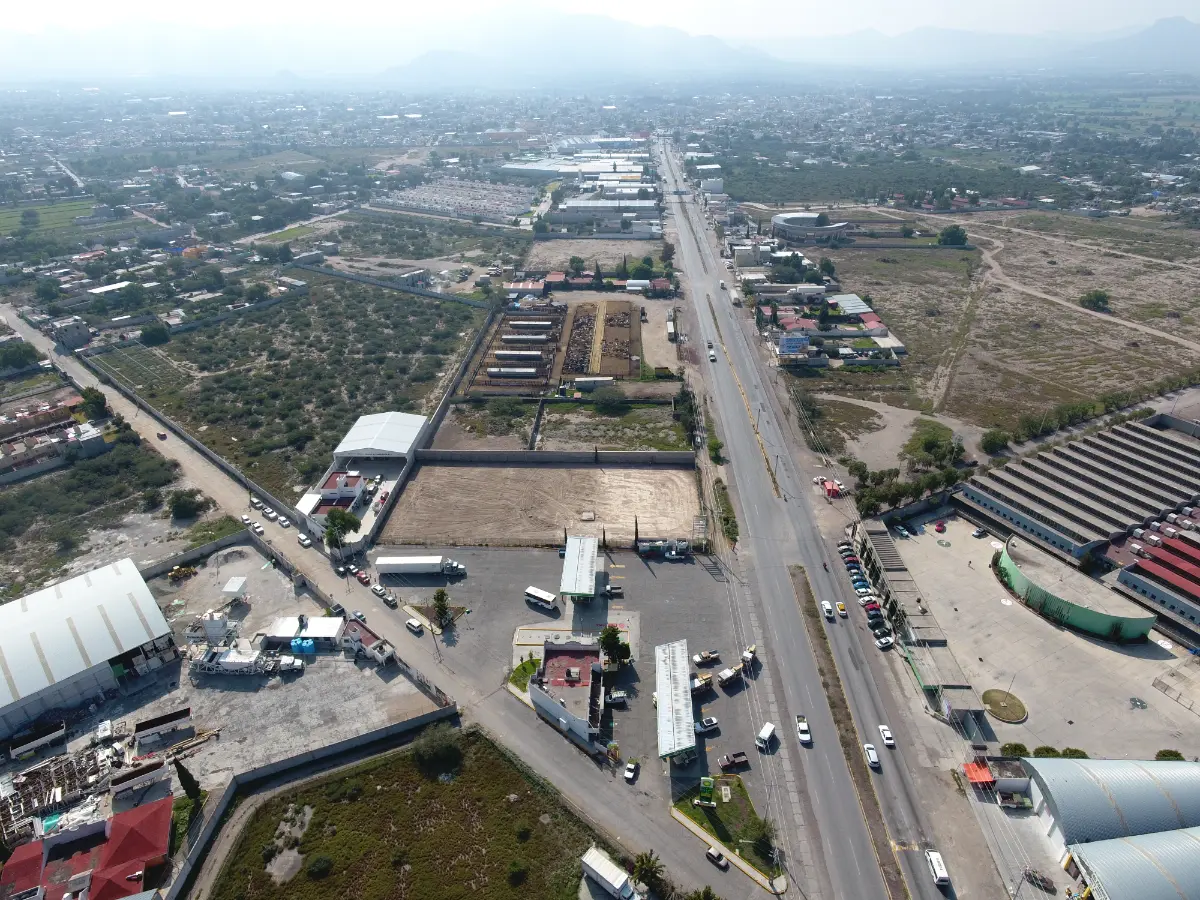https://static.portalterreno.com.mx/properties/3084/3b55d701-cdbc-5a05-8629-9a29191affa4.webp