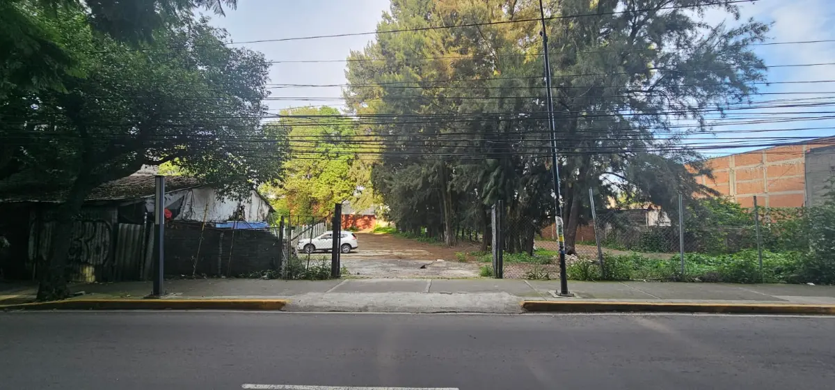 https://static.portalterreno.com.mx/properties/3105/e5085862-2a1e-5feb-a09c-0066a19ff850.webp