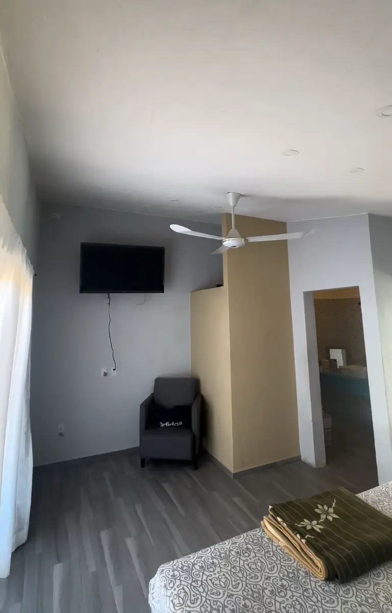 https://static.portalterreno.com.mx/properties/3130/dca53834-c25f-5cd7-9cc5-41910ce9edc6.webp