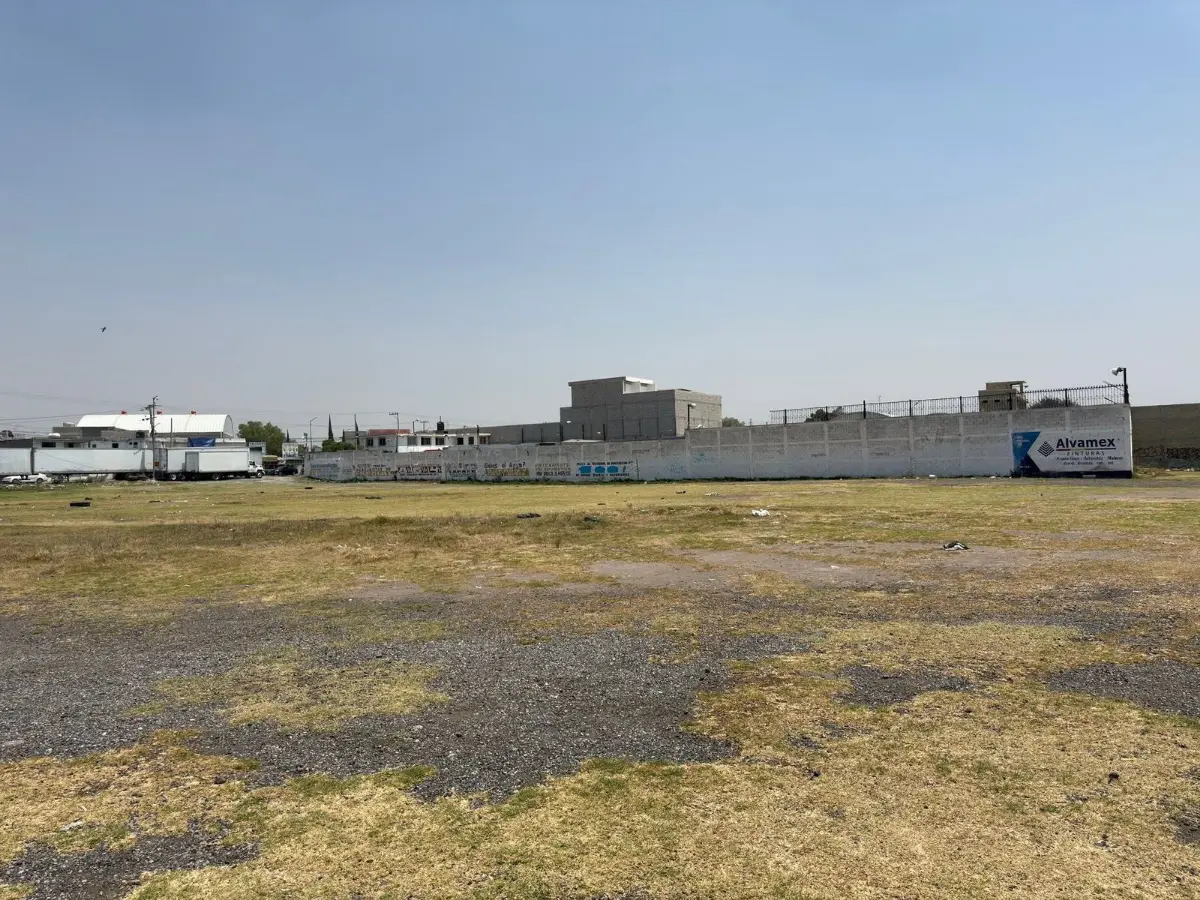 https://static.portalterreno.com.mx/properties/3201/d01384b5-938c-596e-ad73-9c1921fb6df0.webp