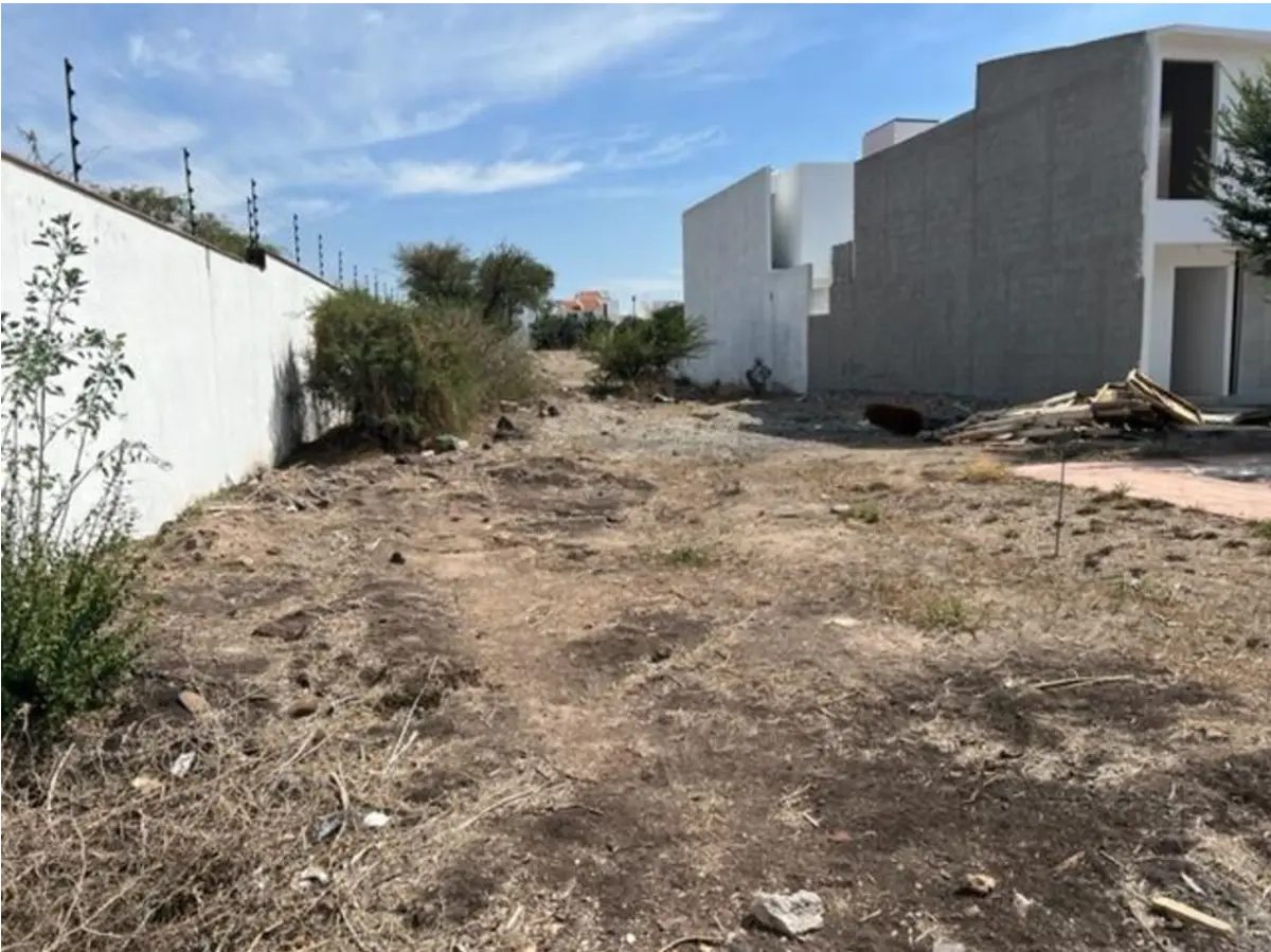 https://static.portalterreno.com.mx/properties/3213/83bb5d05-83b5-5e4d-afb2-8bb97e72c3b1.webp